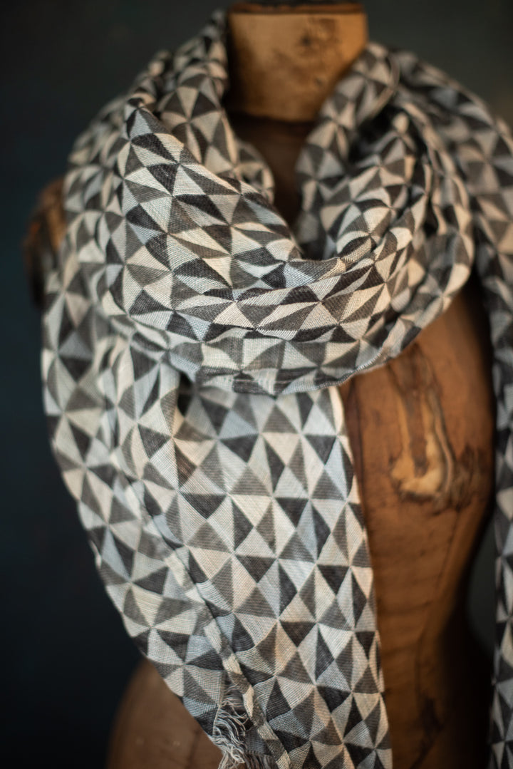 Linen Shawl/Wrap - woven in Europe