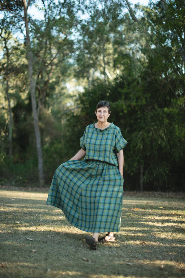 Green Navy Check Linen