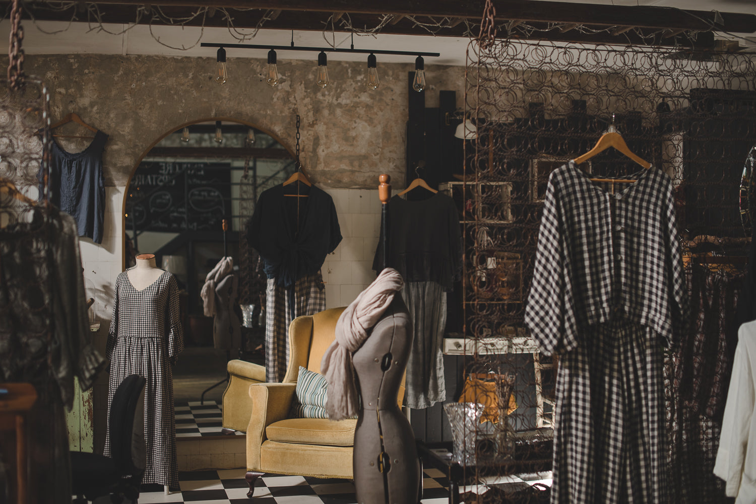 Linen clothing boutiques online