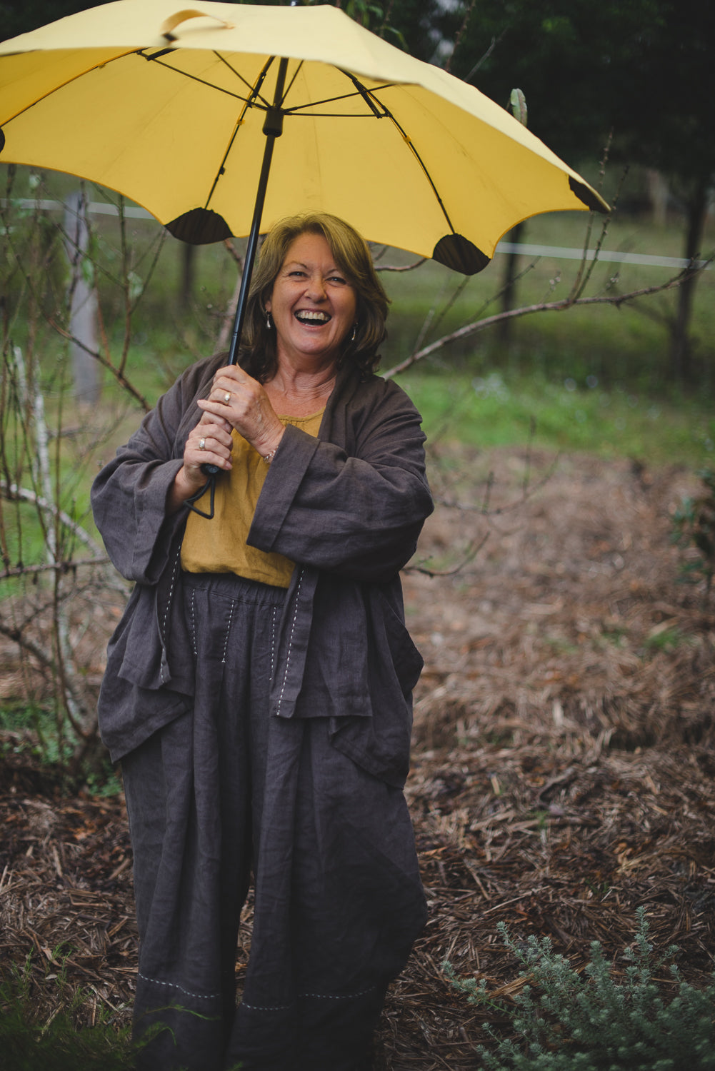 Everyday Linen Coat - midi - made to order