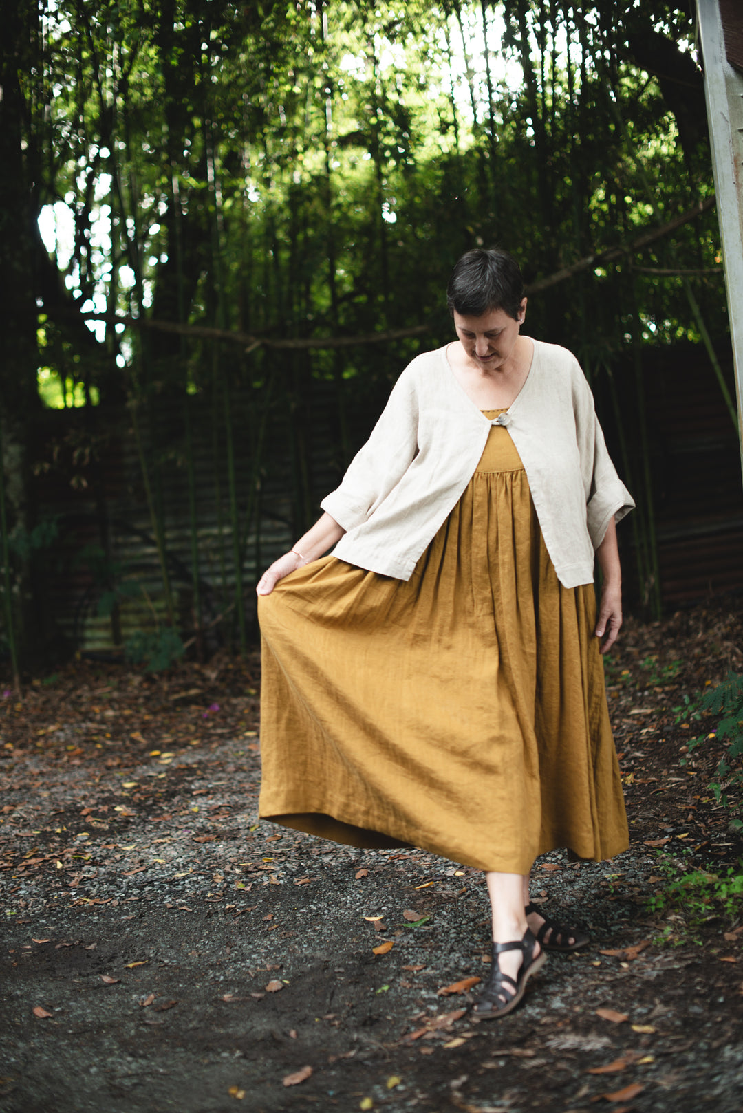 Button Bolero - linen - made to order